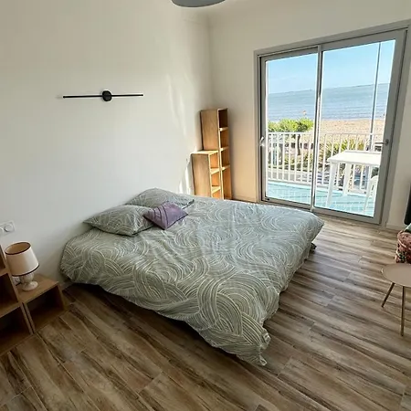 La Ligne Bleue Apartment Royan Room photo